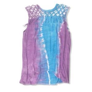 CHASER Knotted Muscle Tank Top in Tie Dye 